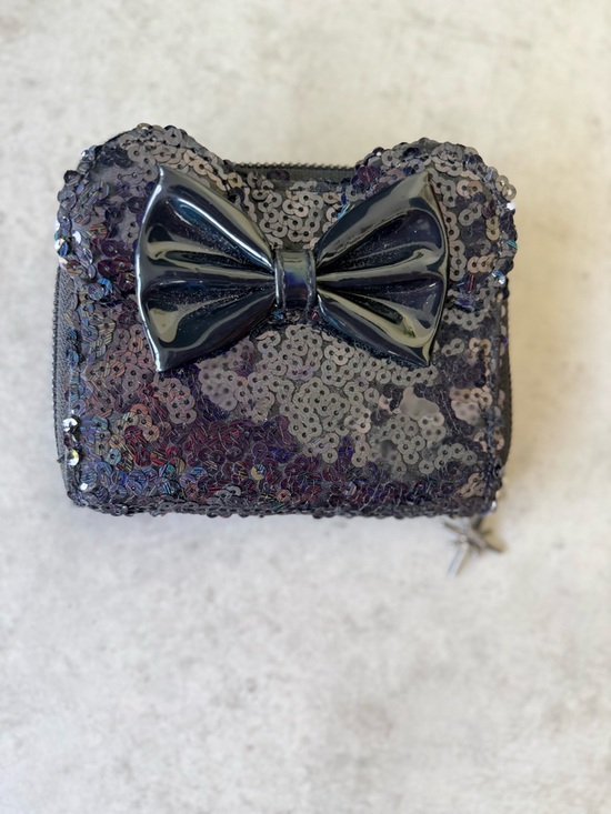 Loungefly Handbags - Loungefly Black Sequin Bow Zip Wallet